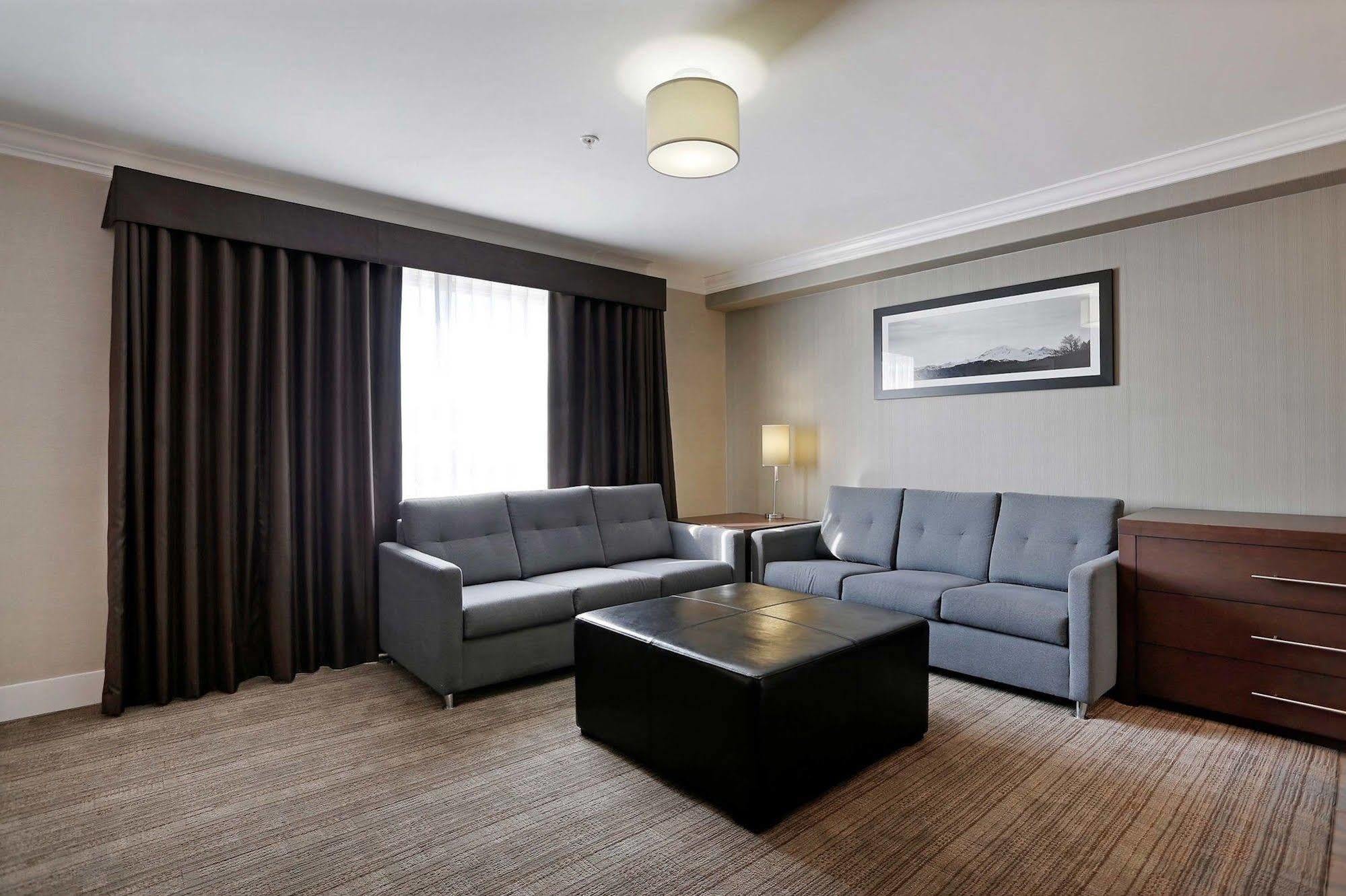 Sandman Hotel And Suites Abbotsford Eksteriør bilde
