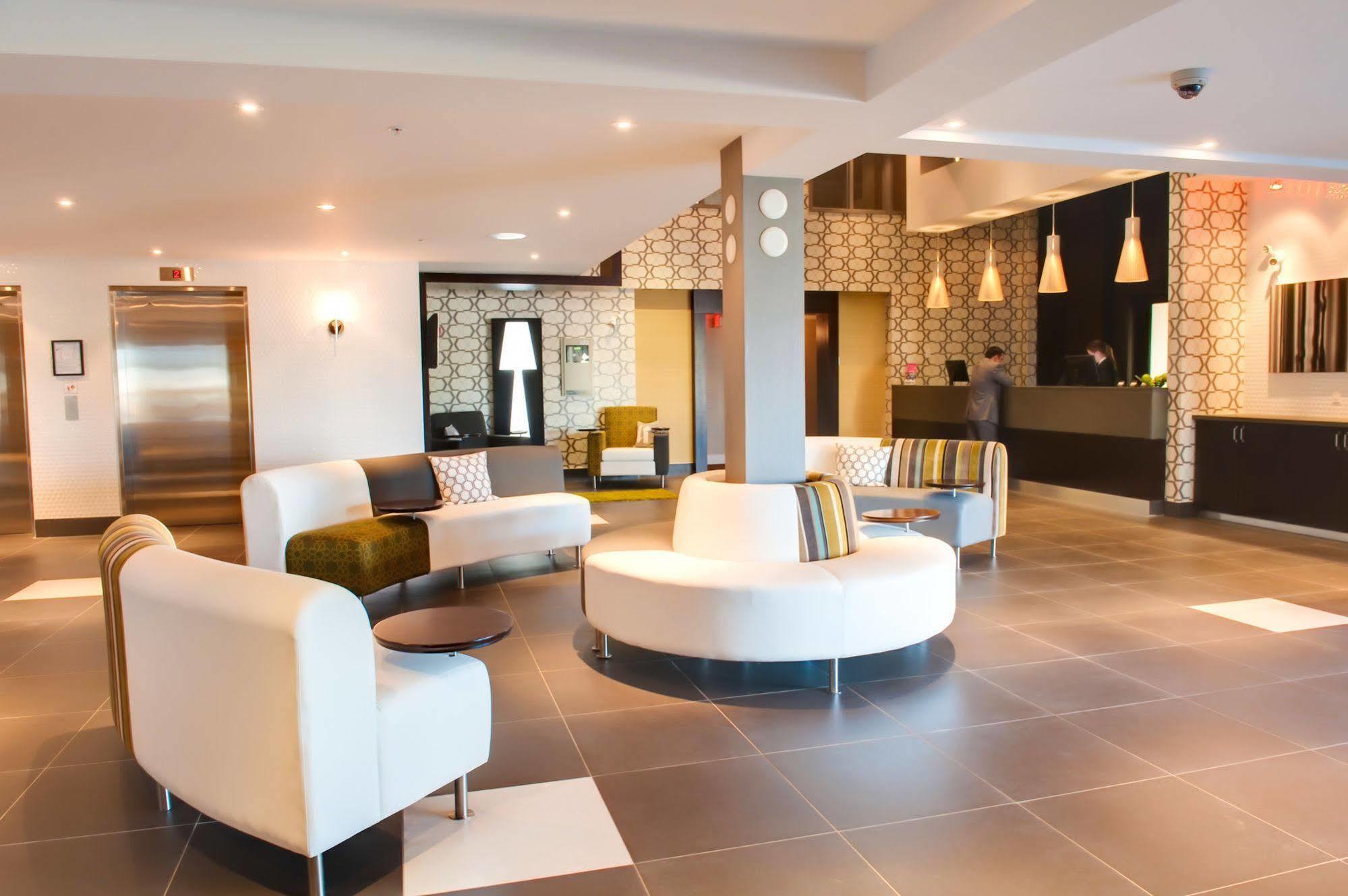 Sandman Hotel And Suites Abbotsford Eksteriør bilde